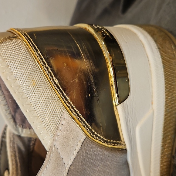 Michael Kors Women's Sneakers Sz. 10 Training Shoes Gray & Gold 2.5" Heel - Picture 9 of 13